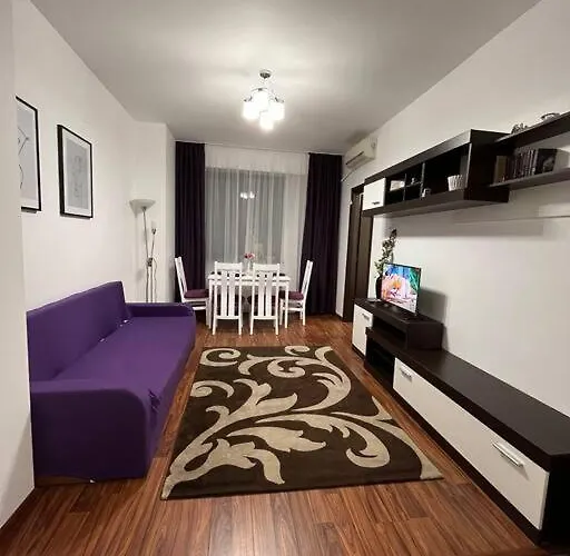 Cara 5 Min Walk To The Train Station Konstanca